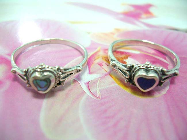Jewelry importer, wholesale Lovers heart opal gem inlaid in 925. sterling silver ring with decorative frame
