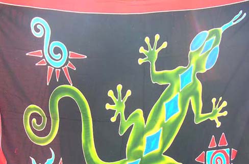 Designer sarong supplier imports fashon teen wrap in colorful gecko print