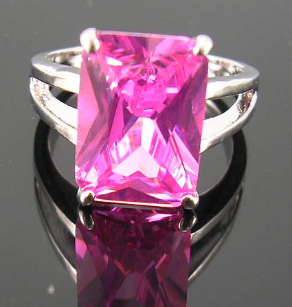 Perfect diamond cubic zirconia jewelry for special love one wholesaler in pink diamond cz in princess cut design