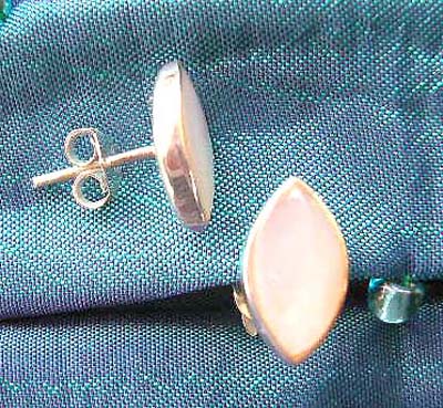 Mother-of-pearl jewelry supplier wholesale white seashell sterling silver earrings   