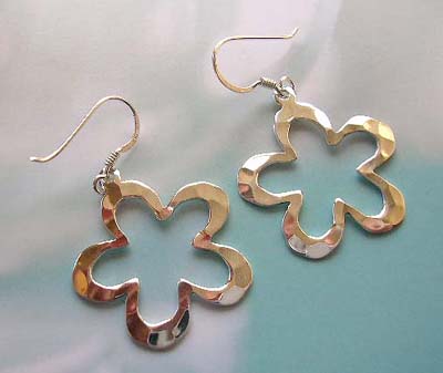 flower power jewelry, flower power gift sterling silver daisy cut out earring for teenage girl