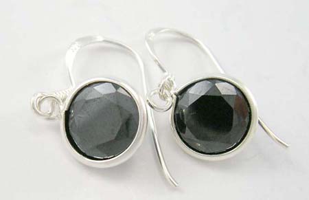Wholesale fashion Cz jewelry distributor of black Cz rounded stone silver earrings   