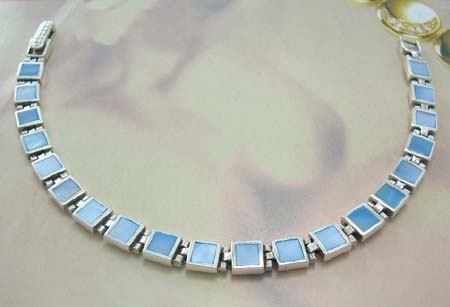 Mother-of-pearl jewerlry in bracelet at wholesale price supply sterling silver bracelet in square shape with blue mother of pearl inlay