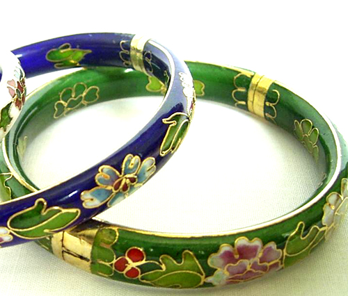 Canadian wholesaler supply Fashion bangle with enamel floral design in Chinese style                                             
