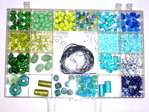Handcraft store wholesale a box of beaded kit 