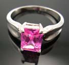 Trendy cubic zirconia promise ring jewelry wholesale in pink diamond cz set in middle