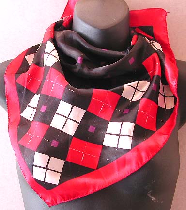 Trendy lady fashion Scotland scarf shop store, Scotland pattern dotted black center design fashion polyester neck chief