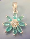 Fashion Cz jewelry gift pendant for her in sterling silver flower pendant with green cubic zirconia